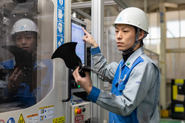 静菱テクニカ株式会社仕事風景